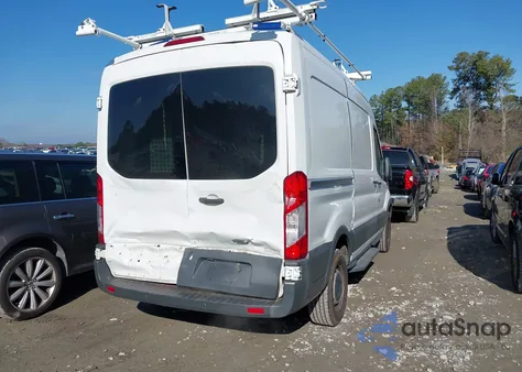 2015 Ford Transit-250 z USA, uszkodzony, nr VIN 1FTNR1CM1FKA46305